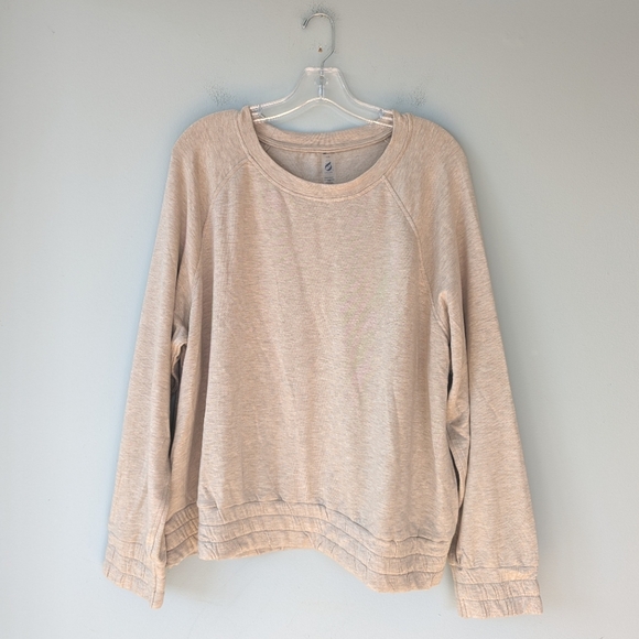 NWT Lou & Grey Cream Signature Soft Sweatshirt Casual Athleisure Pullover - Picture 5 of 9
